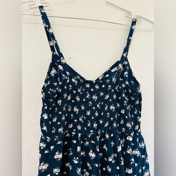 Hollister Co. Women's Navy Playsuit-romper size med - Picture 6 of 10